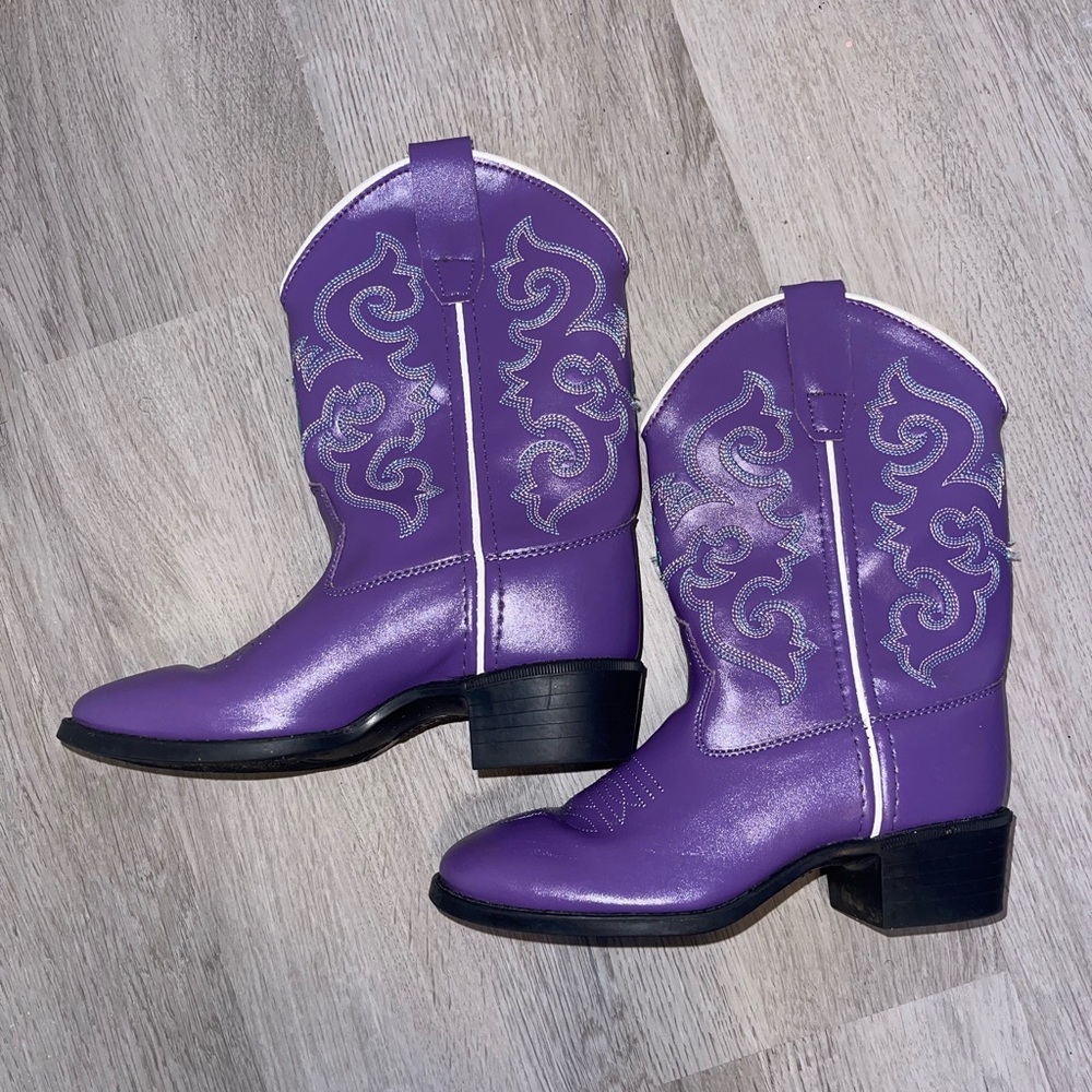 Cowboy boots & Hat